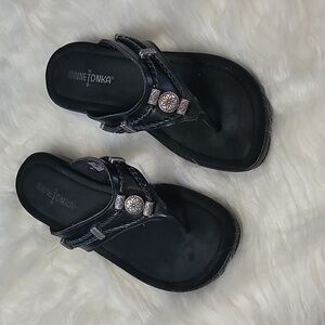 Minnetonka Silverthorne 360 Comfort Black Leather Thong Slide Sandals Size 7